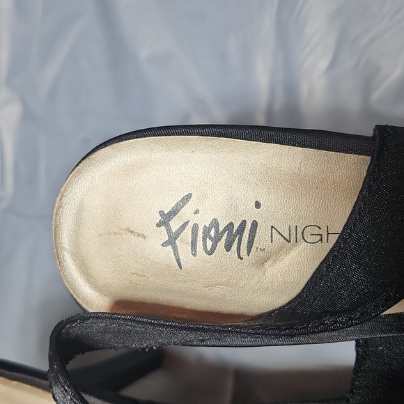 Fiomi Night Shoes - Picture 6 of 10